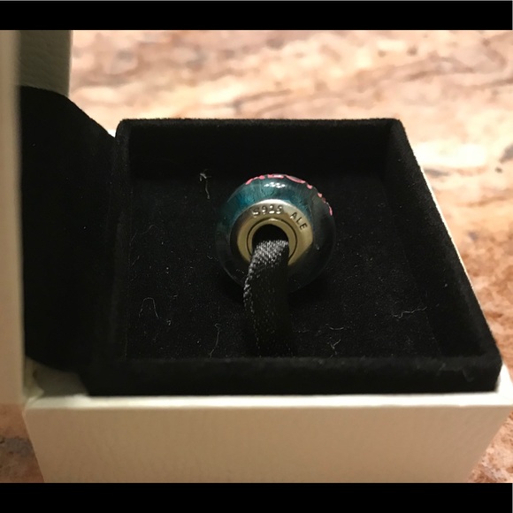 Pandora Exclusive Hawaii Aloha Maui Murano Charm - Picture 5 of 5